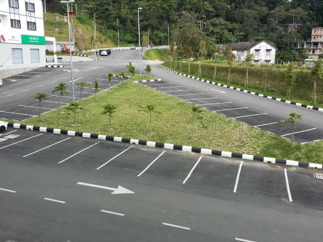Enhet i Tanah Rata på 935 kvm, med 3 soverom, 2 bad Cameron Highlands Eksteriør bilde